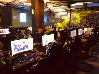 E-sports cafe that serves coffee, tea & Asian food seeks funds for expansion.