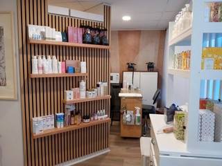 For Sale: Esthetic studio in Ottawa with 38 years of loyal clientele and established services.