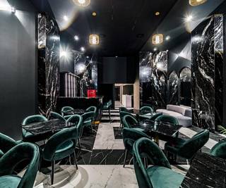 Luxury Medellín boutique hotel seeking buyer to capitalize on premium tourism and hospitality growth.