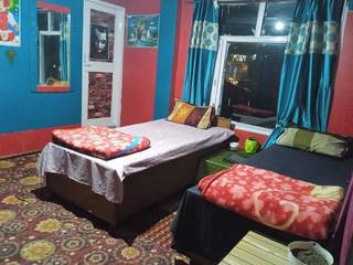 For Lease: Guesthouse with 7 beds that has a 100% occupancy rate during peak season.