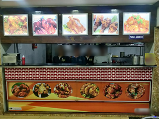 For sale: Restaurant with a complete kitchen setup and a seating capacity of 24 people.