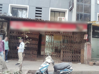 Long-term lease: Property in Andheri for retail and office use with security deposit required.