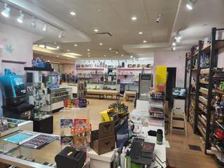 Tobacco shop in a large shopping mall in Edmonton that receives millions of annual visitors.