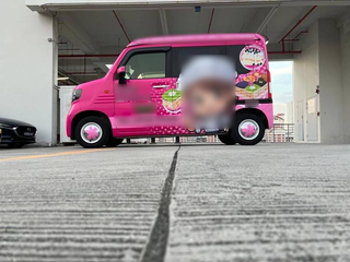 Halal-certified dessert brand with SGD 1.2 million revenue/year, retail presence, and established TikTok Live operations.
