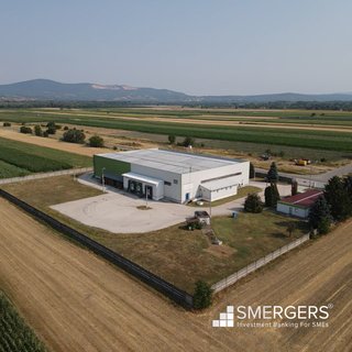 Cold storage facility and warehouse in perfect condition near Budapest.
