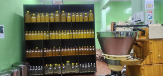 Wood-pressed edible oils manufacturing and natural products retail business in Bangalore, serving 5,000+ customers.