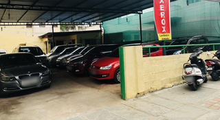 Used car dealership based in Bangalore, selling 25-30 cars a month seeks funding to buy more inventory.
