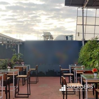 Rooftop coffee lounge with a pleasant garden ambience that receives 40+ customers daily for sale.