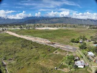 Pre-revenue integrated poultry and aquaculture venture in Papua New Guinea with owned land, seeks investment.