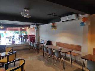 Bistro based in Bangalore, receiving 50-60 daily customers seeking funds to renovate the property.