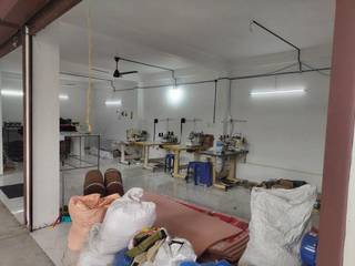 D2C brand with manufacturing facility for baby carriers (primarily focused on fabric-based carriers).