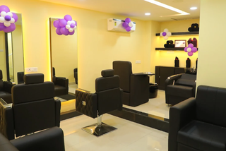 Established Coimbatore salon with 16,000-client database, strong repeat clientele, and high-demand premium beauty services.