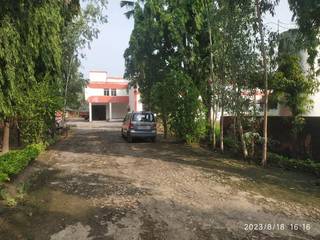 Opportunity to invest in a nonoperational wedding destination banquet hall in Lucknow.