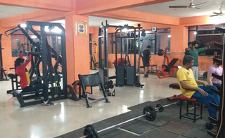 Acquire a well-equipped gym in Surat, with high potential for growth.