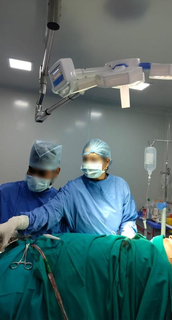 Hospital in Madhavpur with 1 ICU, OT and 4 outpatient rooms for lease.