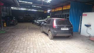 Need Investment: Car detailing and servicing company with a well equipped service center.