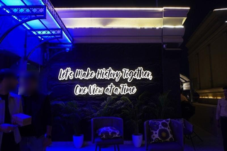 Luxurious bar and restaurant with seating for 140+ and liquor license for sale in Gurgaon.