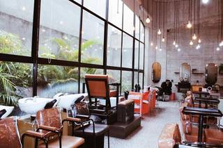 For sale: Salon known for luxury services and an elevated guest experience with 600 monthly-clients.