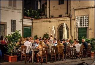For Sale: Well established restaurant in Lucca, Italy serving authentic Italian cuisine.