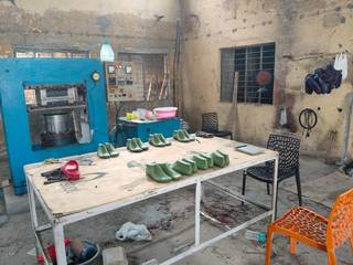 Sustainable footwear manufacturer with daily capacity of 400 seeking investment for overseas expansion.