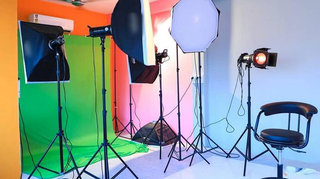 Commercial, wedding photography and videography studio with 15+ active monthly clients is seeking an investor.