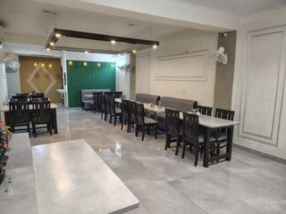 Established dining space in Delhi needing full sale, renowned for quality dishes and excellent ratings.