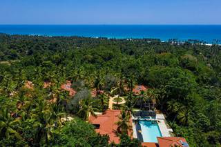 Luxury resort company looking to build additional resorts to create a brand name across Sri Lanka.