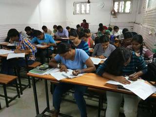 Coaching institute for banking exams currently having 250 students and 5 teachers.