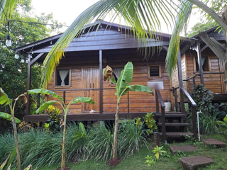 Turnkey wellness retreat on car-free Caribbean island offering 40% equity for USD 150K.