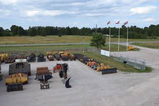 Business based in Europe - Riga, Latvia, selling construction machinery, heavy vehicles and household goods.