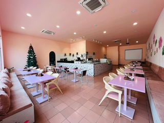 Well-established dessert bar in Hyderabad, with a seating capacity for 60 people for sale.