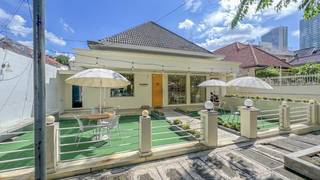 For sale: Turnkey premium Korean bingsu dessert brand with two operational outlets in Surabaya.