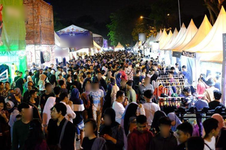 Streetwear exhibition business for sale, featuring 1,000+ brands and millions of visitors.