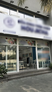 Franchise of reputed ice cream and yogurt chain that receives 20+ customers daily for sale.