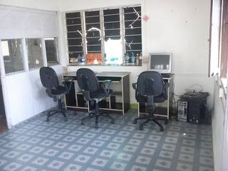 Bangalore-based online e-commerce start-up company focusing on handicraft products and items with 300+ registered users.