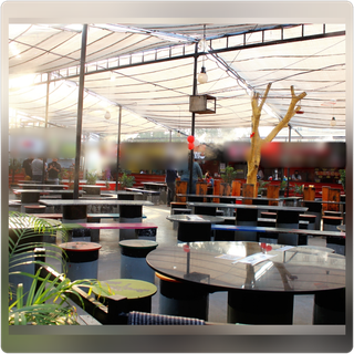 Vadodara's first premium food park with daily footfall of 800 people seeking financial investment.