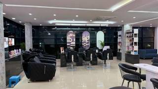 For Sale: Unisex salon and nail studio in Bangalore with 1,350 sqft area.