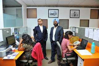 Online platform for clients to discover and engage with verified consultants and firms / service providers.