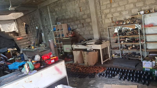12-year-old footwear business specializing in custom wedding heels, seeks investment to reopen its retail outlet.