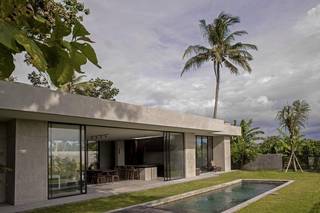 For Sale: Profitable Bali-based luxury real estate agency with digital operations and 110+ villa portfolio.