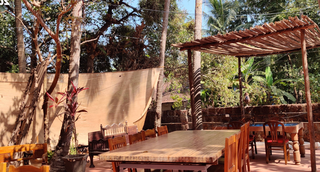 Non-operational high-end Italian restaurant with imported setup and licenses, offered for sale as turnkey opportunity.