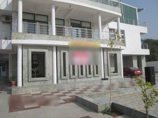 Hotel, resort, and skill development education center in Jaipur is for sale.
