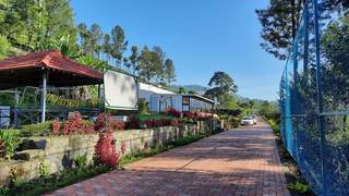 Established hotel in Tamil Nadu for sale with high occupancy rate and valid operational license.