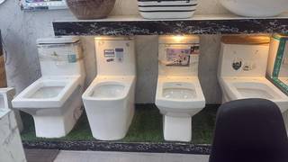 Invest in a thriving bathroom supply shop needing capital for expansion and growth.