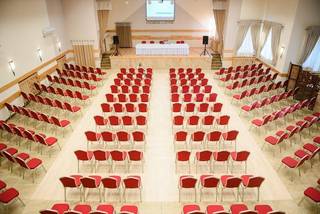 Full sale of a well-regarded hotel and events venue with consistent bookings and income.