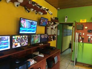 Acquire a 25-year-old surveillance and security business with 500+ monthly customers and CRC 120M turnover.