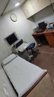 For Sale - Delhi based well equipped diagnostic center with daily 100+ customers.