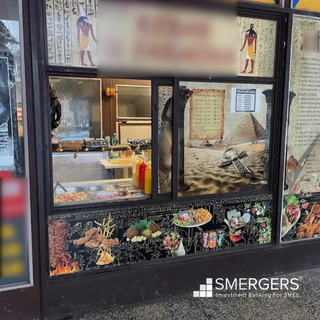 Fast-food kebab window shop with 2,200 monthly customers and CZK 220,000 turnover/month, seeking investment.