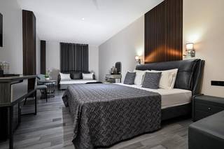 Full hotel sale available: thriving business with proven success in leisure and corporate markets.