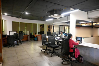 Residential real estate and interior design company with 60 active clients seeks investment for expansion.